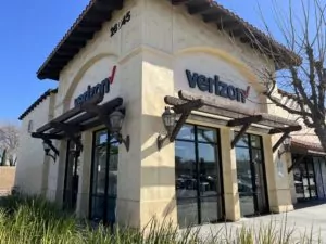 Menifee, California Verizon store corner of budiling with modern terrace design.