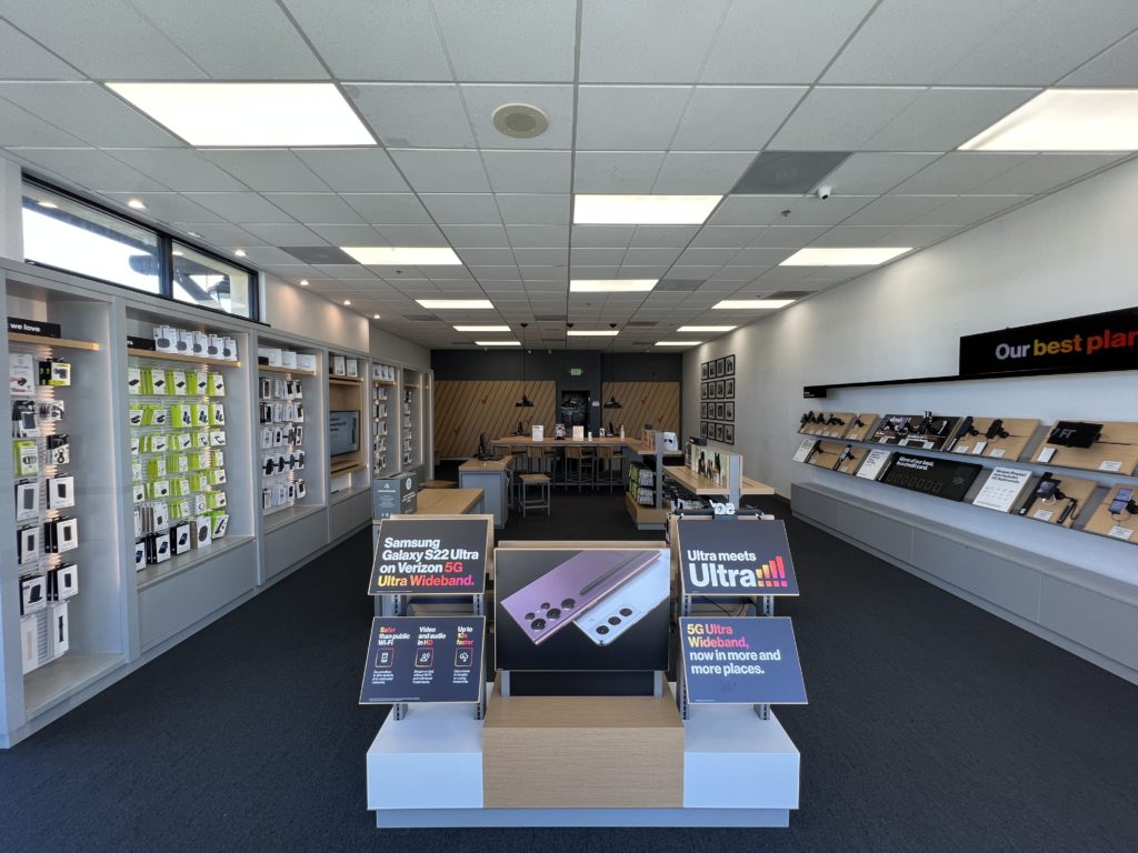 Interior of Victra Verizon Authorized Retail Store in Menifee, CA.
