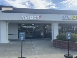 Castro Valley, California Verizon store showing 2 handicapped parking spots out front of store.
