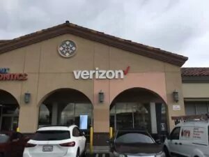 Fontana, California VerizonÂ Store