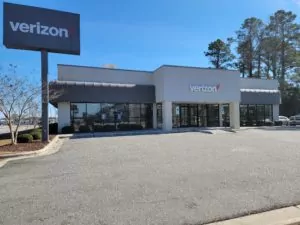 Verizon store showing exterior of the store from the street view