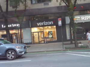 Manhattan, New York Verizon Store