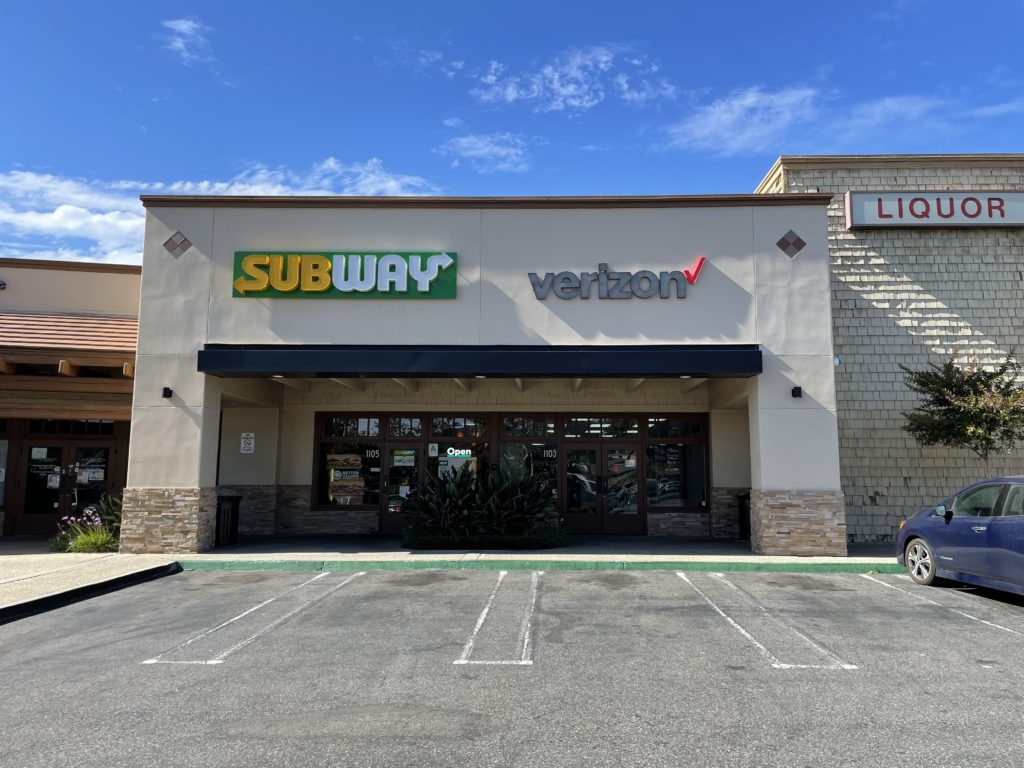 Exterior of Victra Verizon Authorized Retail Store in Fallbrook, CA.