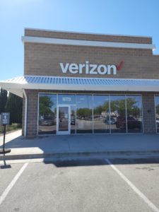 Exterior of Victra Verizon Authorized Retail Store in Nampa Marketplace, ID.