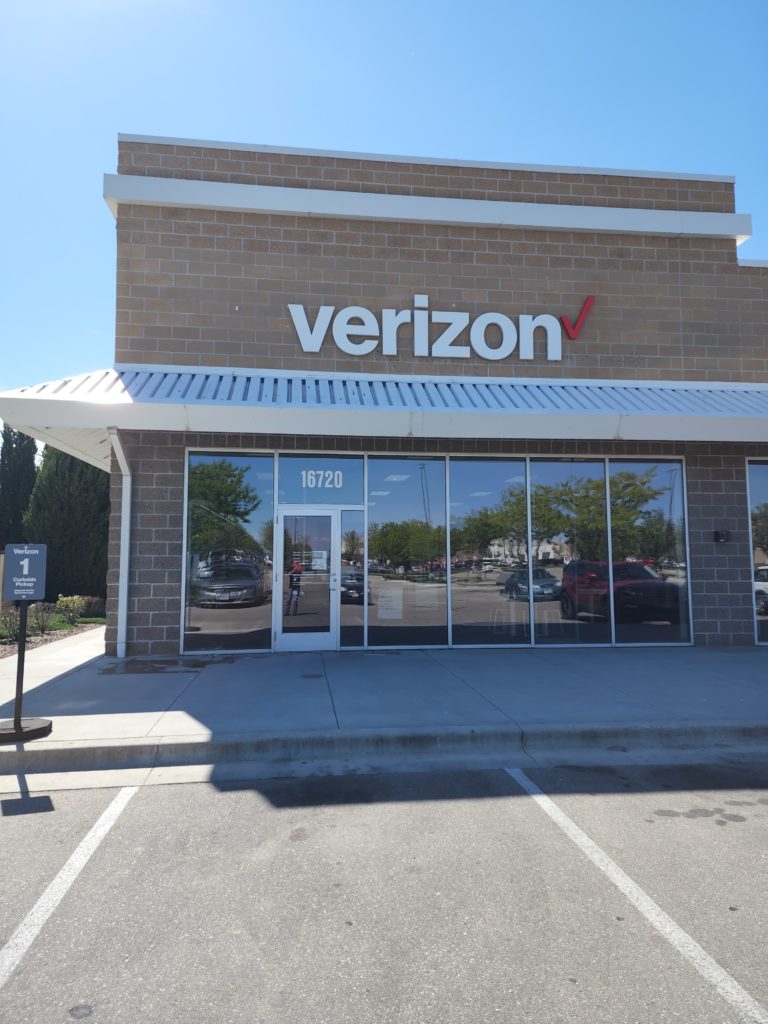 Exterior of Victra Verizon Authorized Retail Store in Nampa Marketplace, ID.