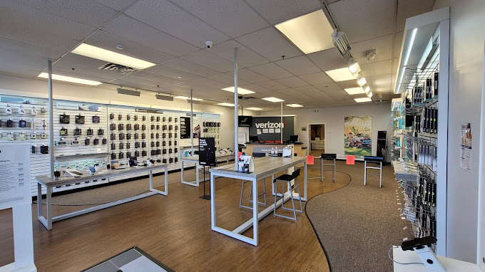 Victra Verizon Wireless Location Store Interior