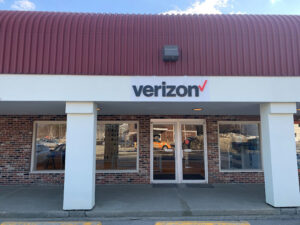 New London, New Hampshire Verizon Store
