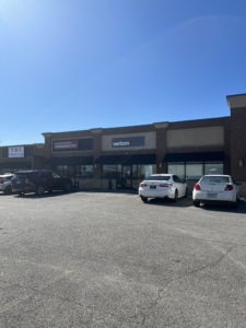 Exterior of Victra Verizon Authorized Retail Store in Moulton, AL.