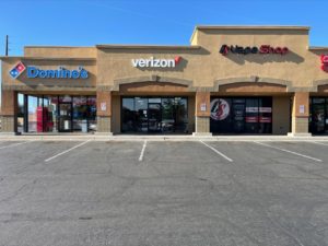 Exterior of Victra Verizon Authorized Retail Store in Kingman Beverly, AZ.