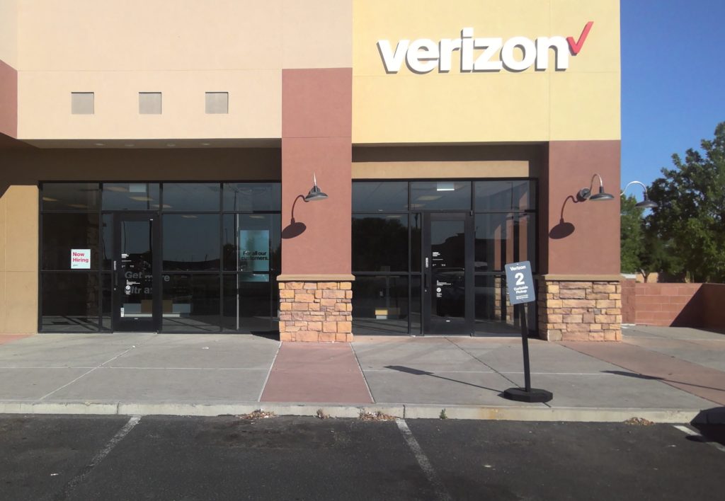 Exterior of Victra Verizon Authorized Retail Store in San Tan Valley, AZ.