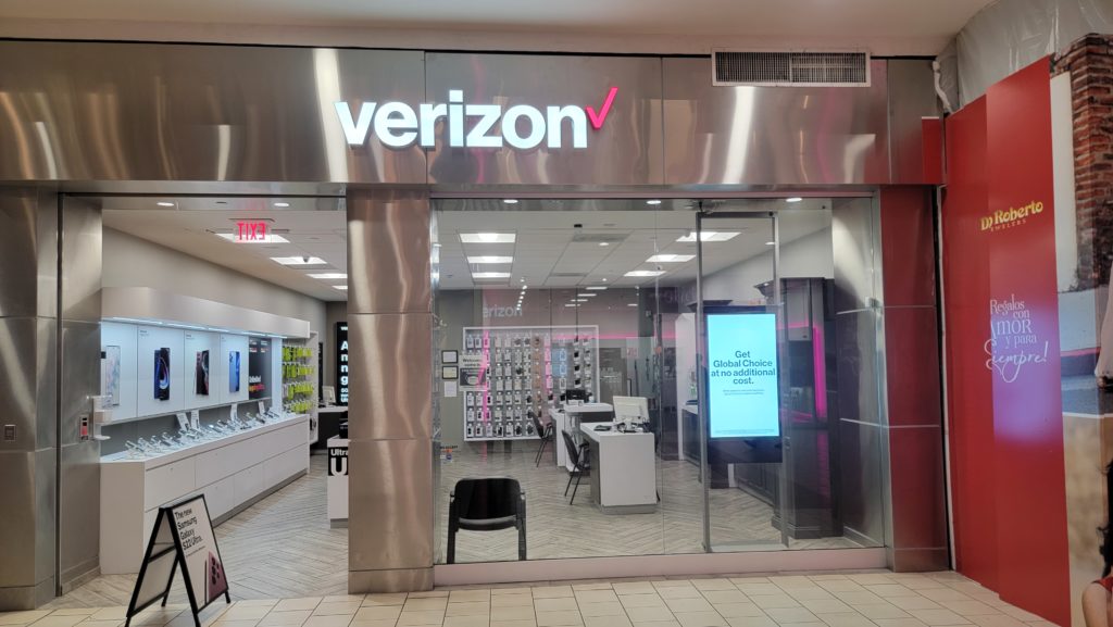Exterior of Victra Verizon Authorized Retail Store in Modesto, CA.