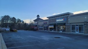 Exterior of Victra Verizon Authorized Retail Store in Commerce, GA.