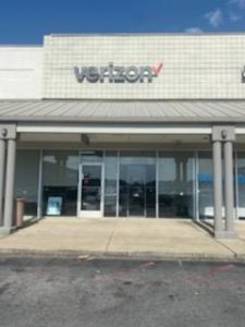 Exterior of Victra Verizon Authorized Retail Store in Cordele, GA.