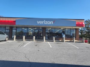 Exterior of Victra Verizon Authorized Retail Store in Severna Park, MD.
