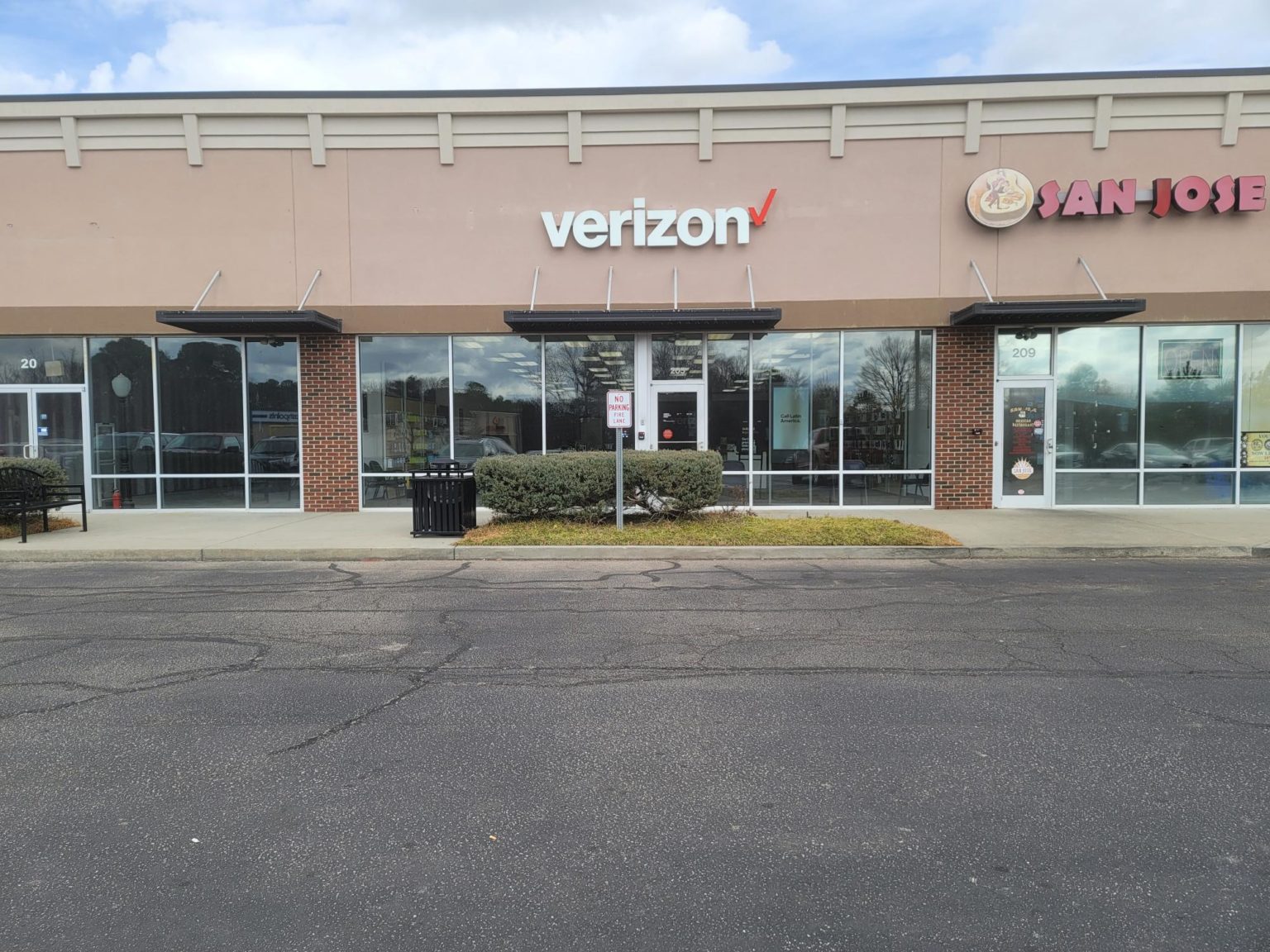 Zebulon, North Carolina Verizon Store