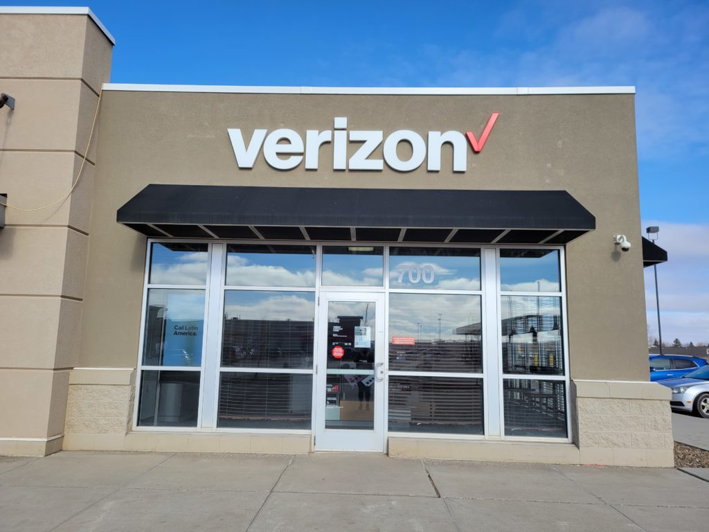 Exterior of Victra Verizon Authorized Retail Store in Watford City, ND.