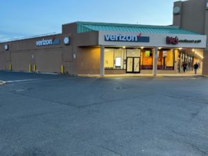 Exterior of Victra Verizon Authorized Retail Store in Toms River, NJ.