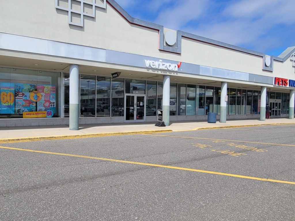 Exterior of Victra Verizon Authorized Retail Store in Shirley, NY.
