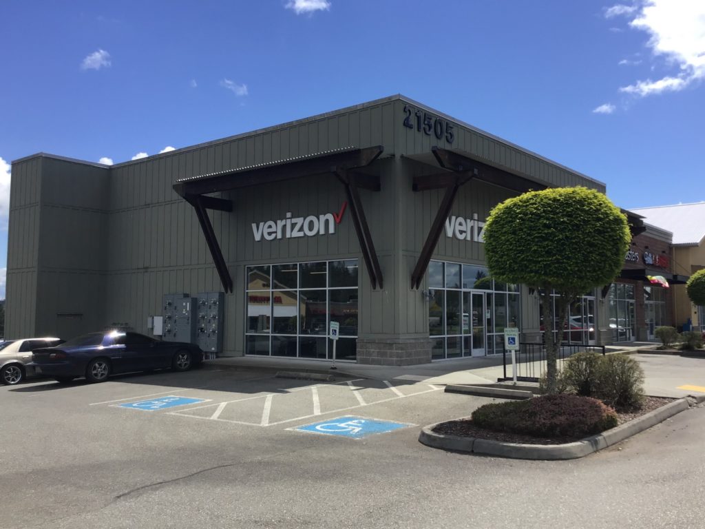 Exterior of Victra Verizon Authorized Retail Store in Poulsbo, WA.