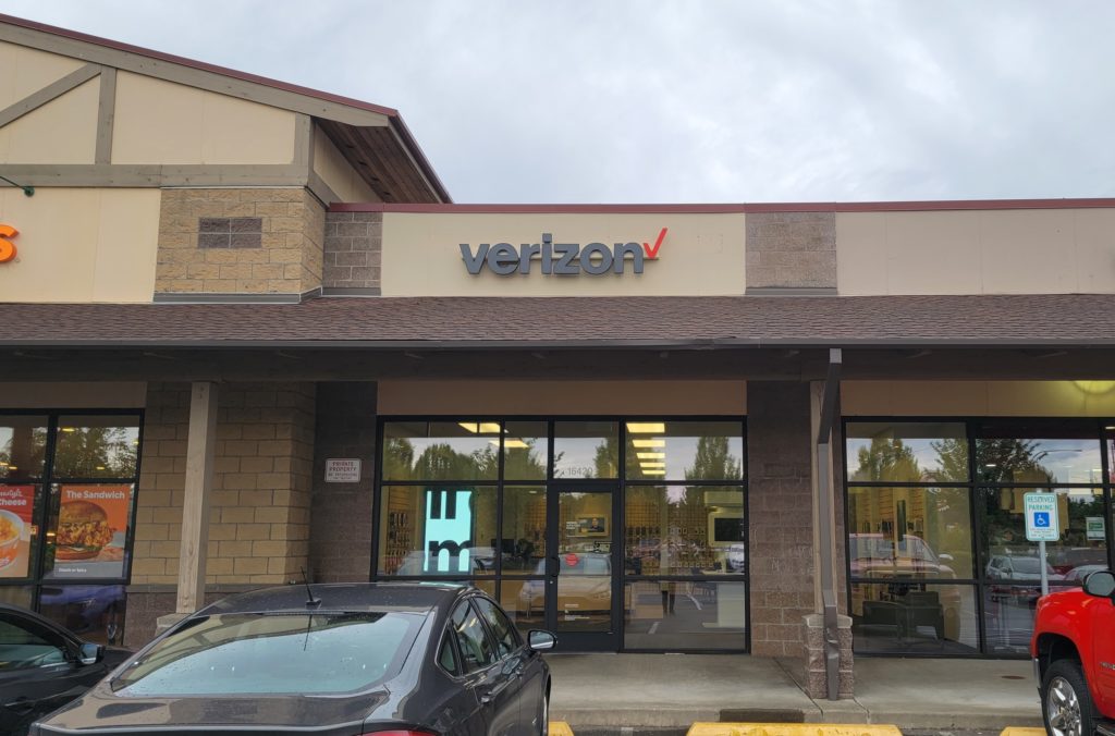 Exterior of Victra Verizon Authorized Retail Store in Puyallup Meridian, WA.