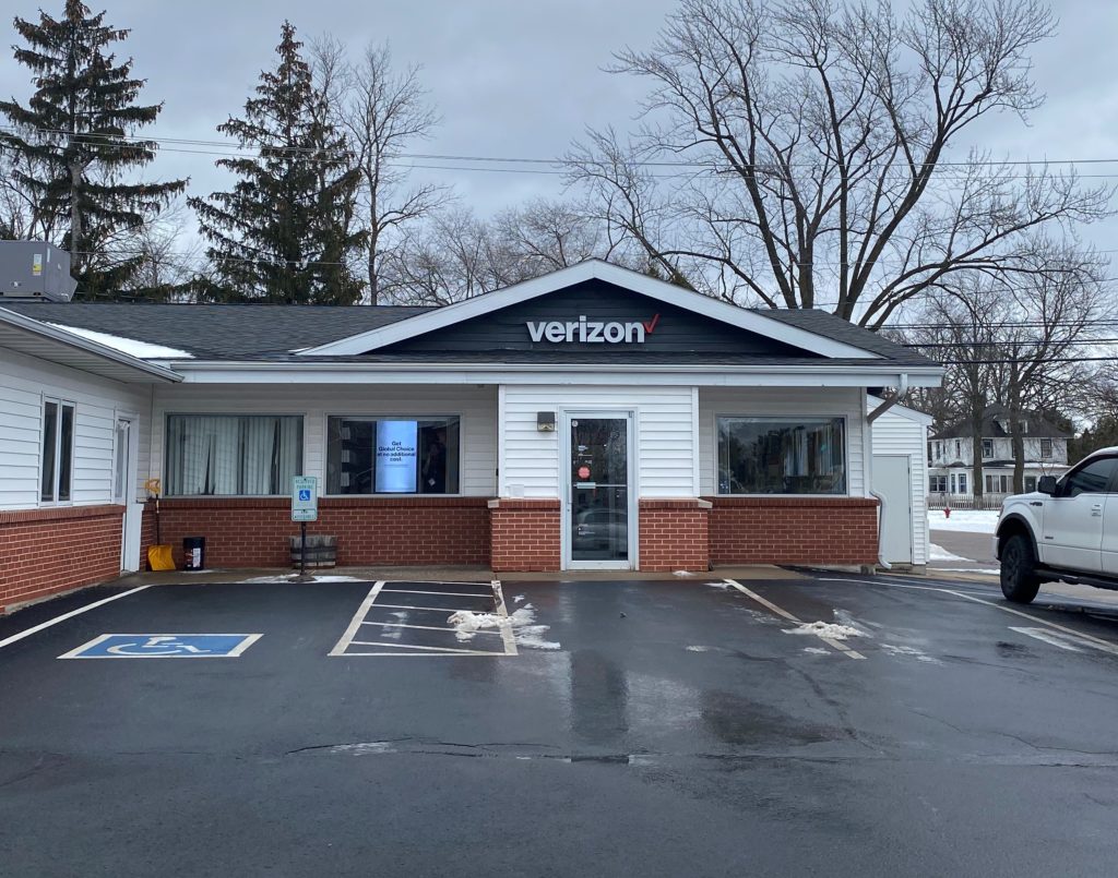 Exterior of Victra Verizon Authorized Retail Store in Adams, WI.