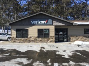 Exterior of Victra Verizon Authorized Retail Store in Viroqua, WI.