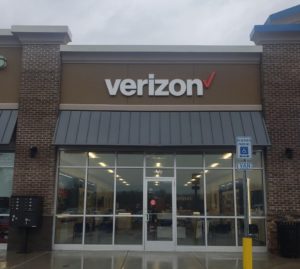 Exterior of Victra Verizon Authorized Retail Store in Barboursville Tanyard Station, WV.