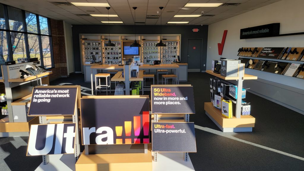 Interior of Victra Verizon Authorized Retail Store in Jasper, AL.