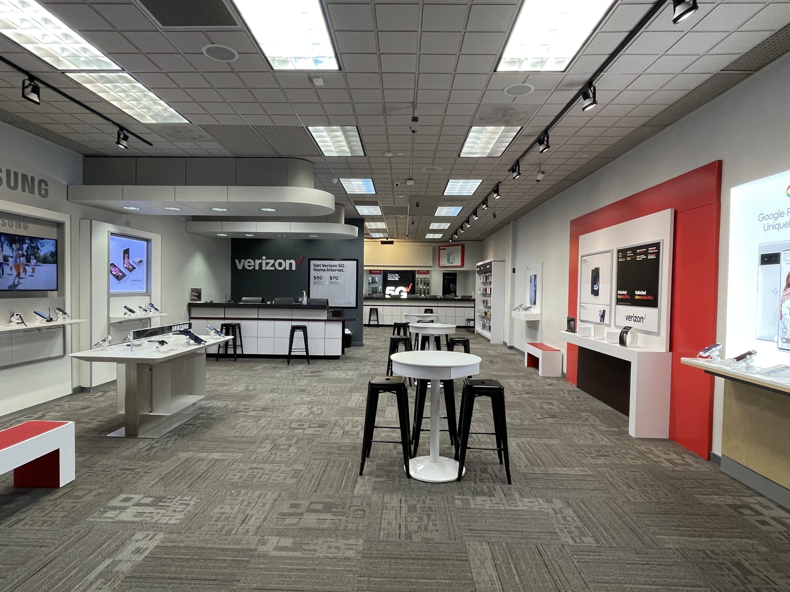 AZTempe Mall 350 Victra