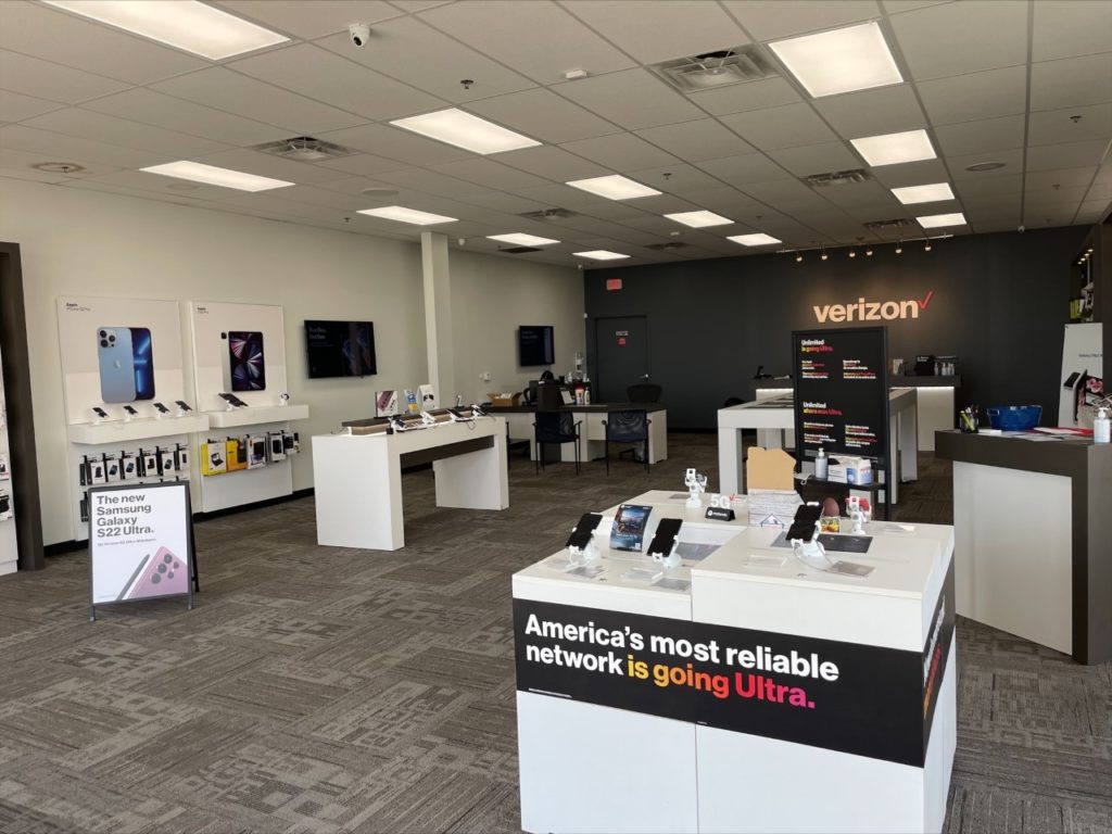 Interior of Victra Verizon Authorized Retail Store in Suffolk Centerbrooke, VA.