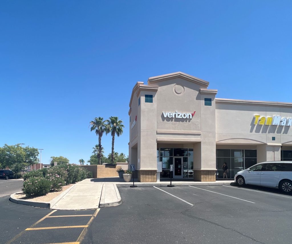 Exterior of Victra Verizon Authorized Retail Store in Gilbert Gilbert, AZ.