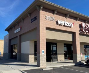 Exterior of Victra Verizon Authorized Retail Store in Yuma Ave 8, AZ.