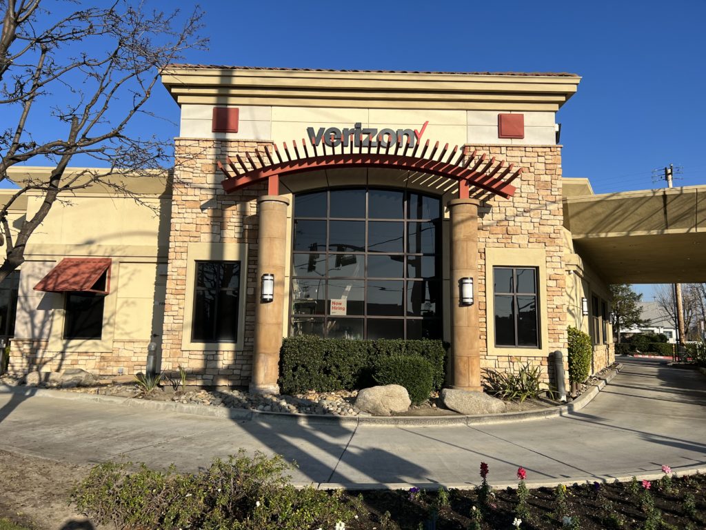 Exterior of Victra Verizon Authorized Retail Store in Lodi Kettleman 501, CA.