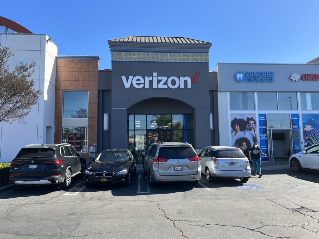 Exterior of Victra Verizon Authorized Retail Store in Los Angeles Crenshaw, CA.
