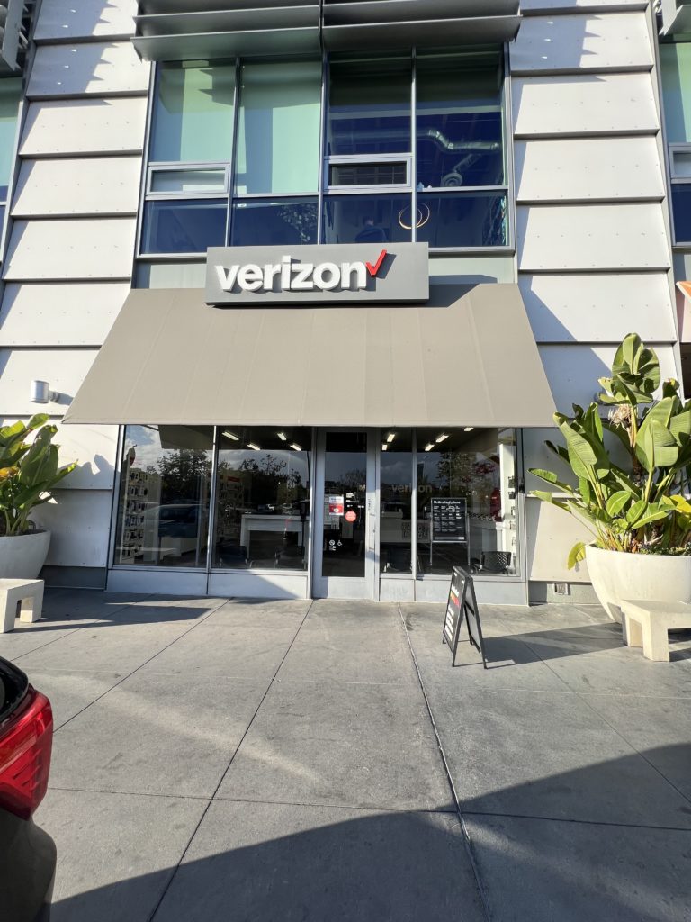 Exterior of Victra Verizon Authorized Retail Store in Los Angeles Fairfax, CA.
