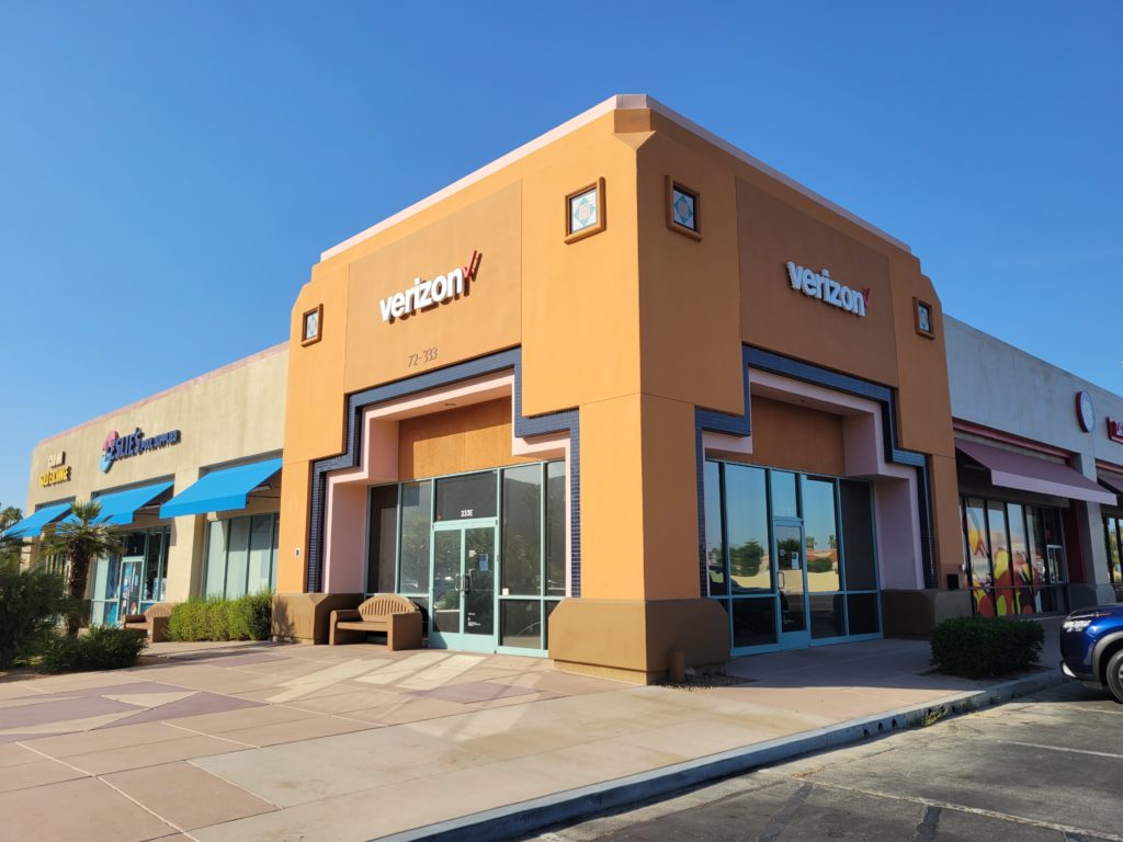Exterior of Victra Verizon Authorized Retail Store in Palm Desert Hwy 111, CA.