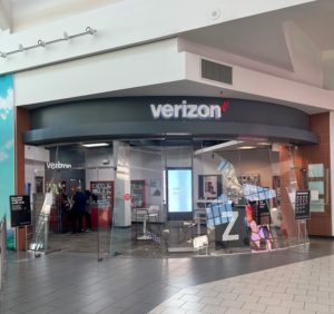 Exterior of Victra Verizon Authorized Retail Store in Sacramento Arden, CA.