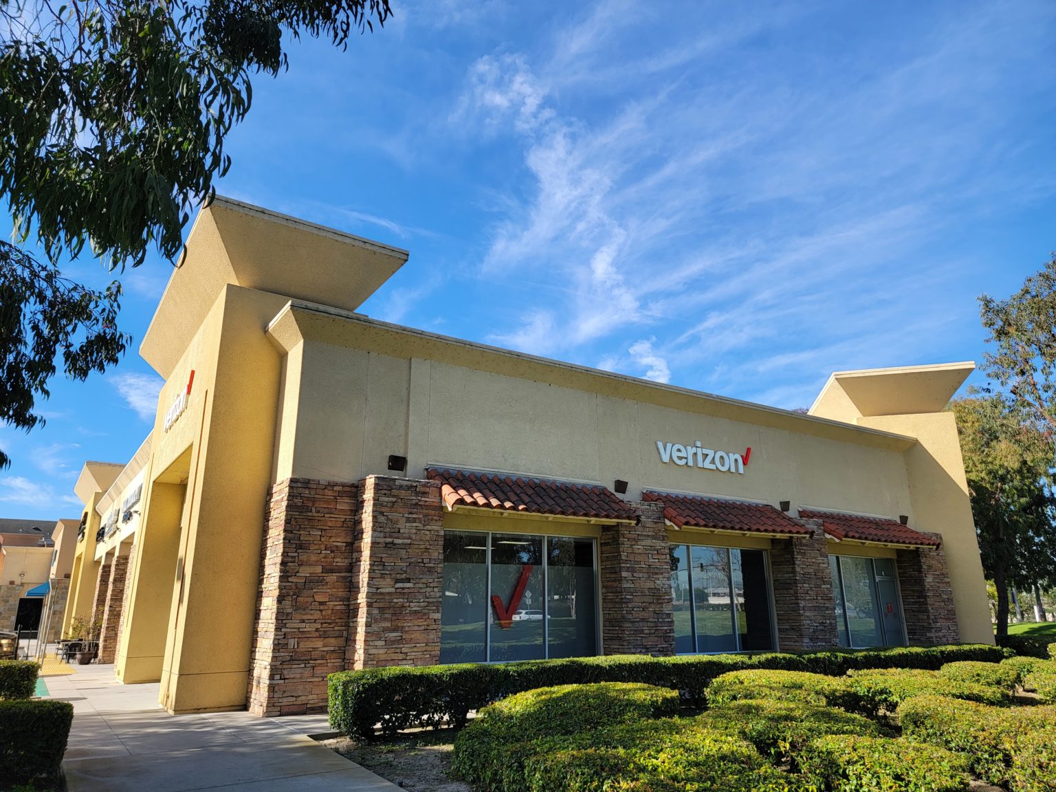 Seal Beach, California Verizon Store