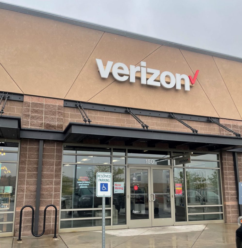 Exterior of Victra Verizon Authorized Retail Store in Colorado Springs Nevada, CO.