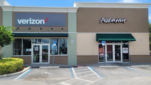 Exterior of Victra Verizon Authorized Retail Store in Port Charlotte, FL.