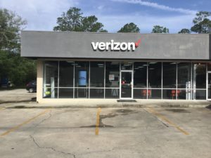 Exterior of Victra Verizon Authorized Retail Store in Alma, GA.