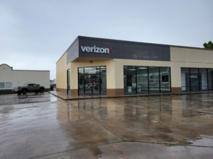Exterior of Victra Verizon Authorized Retail Store in Hazlehurst, GA.