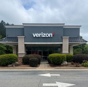 Exterior of Victra Verizon Authorized Retail Store in Tucker, GA.