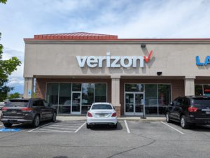 Exterior of Victra Verizon Authorized Retail Store in Boise Overland, ID.