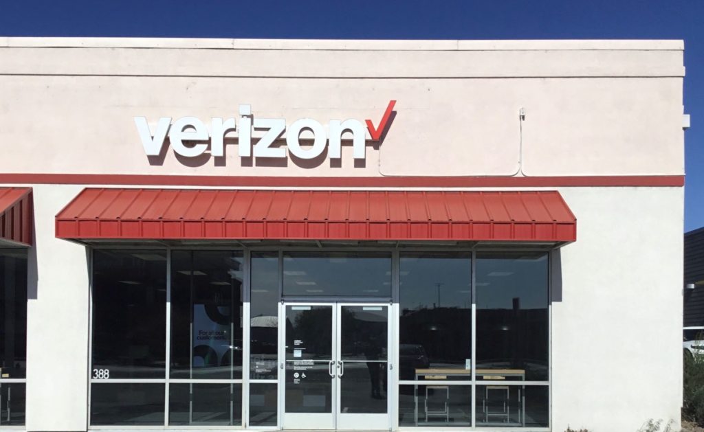 Exterior signage Burley, Idaho Victra Verizon