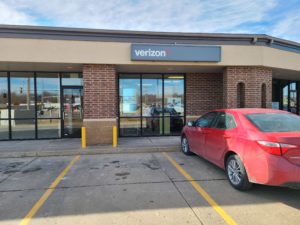 Exterior of Victra Verizon Authorized Retail Store in Wamego, KS.