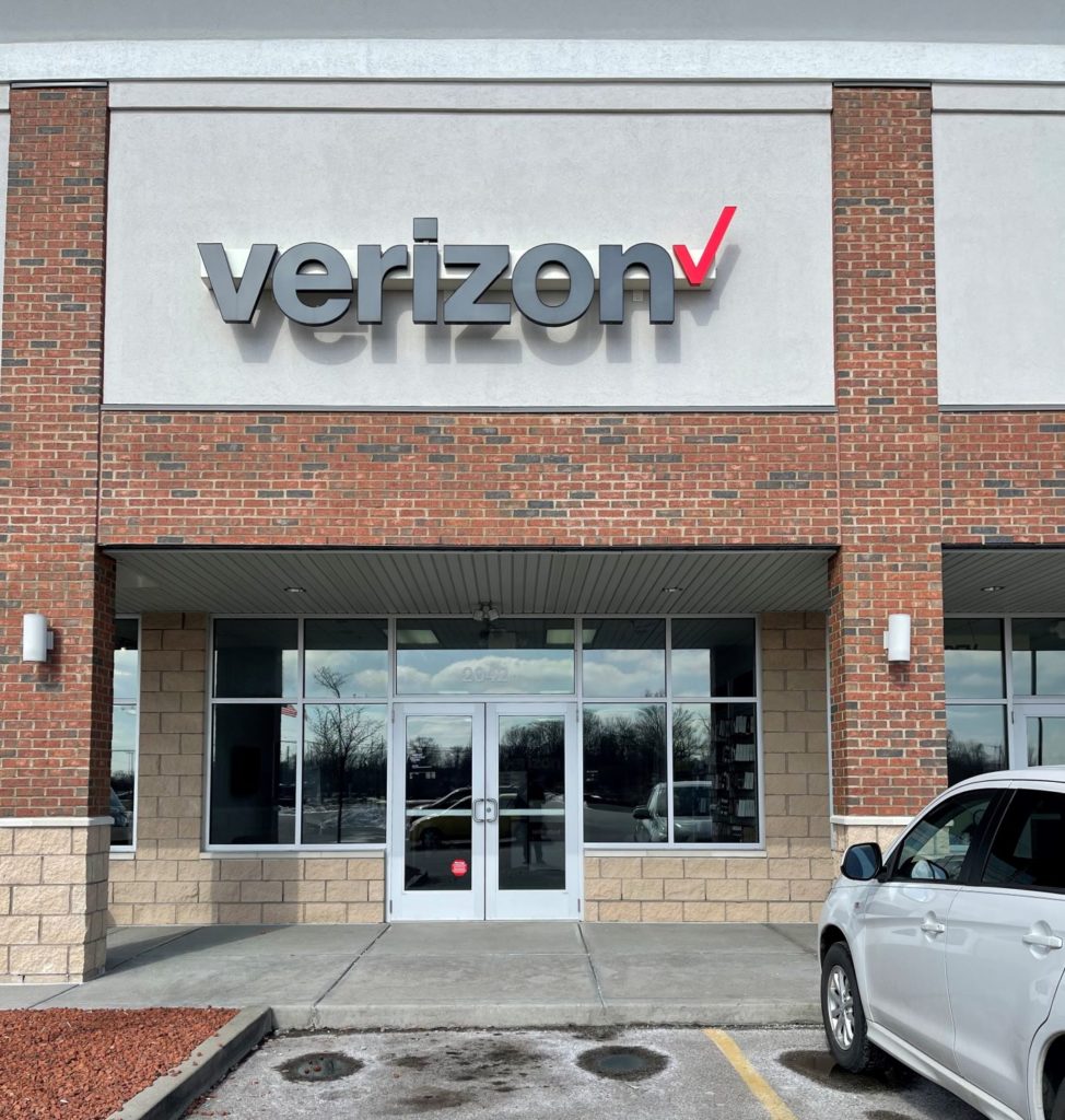 Independence, Kentucky: Verizon Store