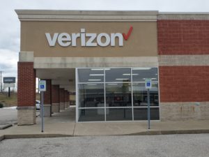 Exterior of Victra Verizon Authorized Retail Store in Maysville, KY.