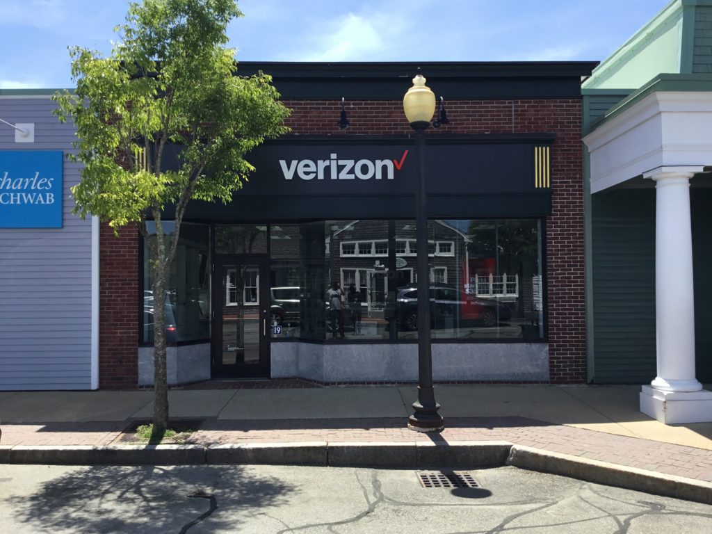 Exterior of Victra Verizon Authorized Retail Store in Mashpee, MA.