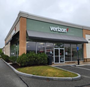 Exterior of Victra Verizon Authorized Retail Store in Plymouth Colony, MA.